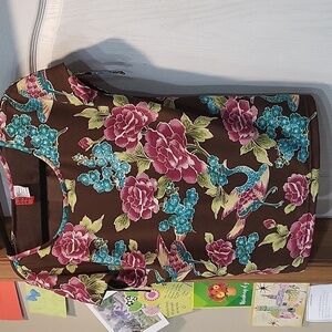 Look East Women's Top Floral with Asian Feel Size M